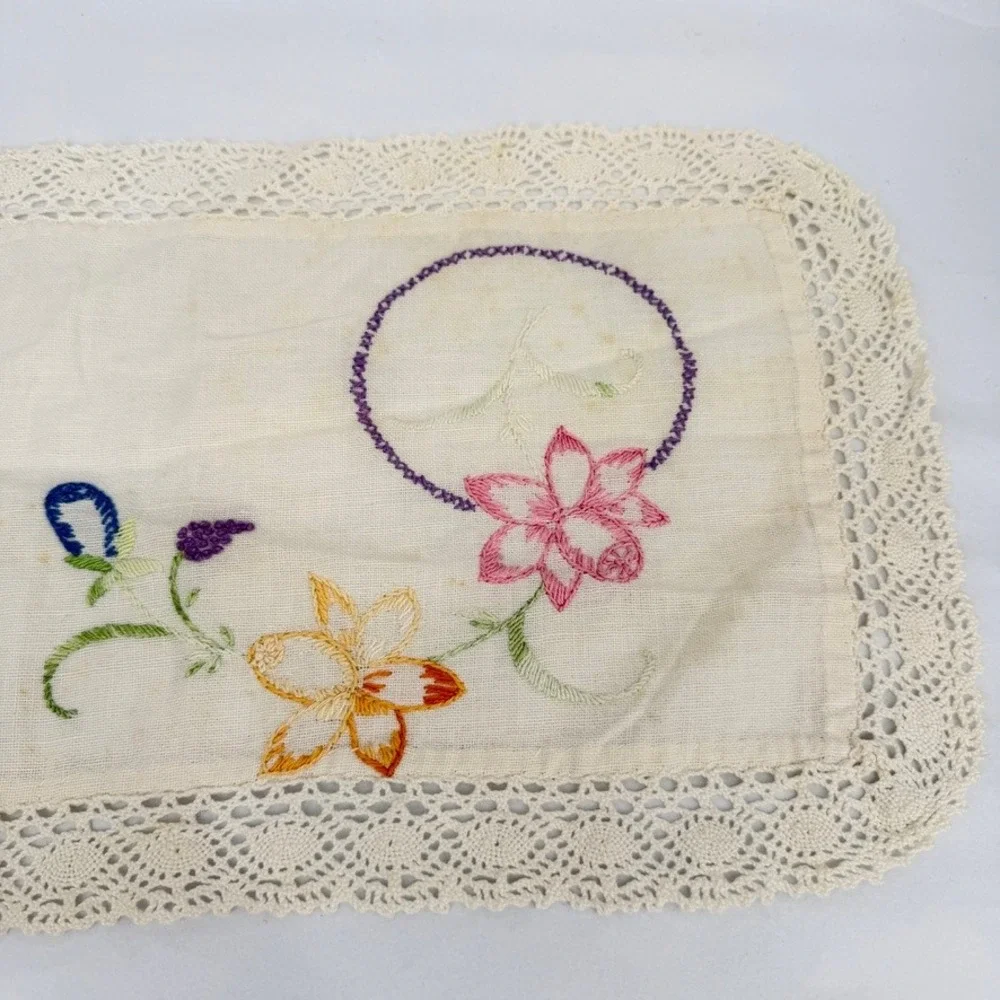 Vintage Hand Embroidered Small Table Runner Dresser Scarf Floral Lace **READ